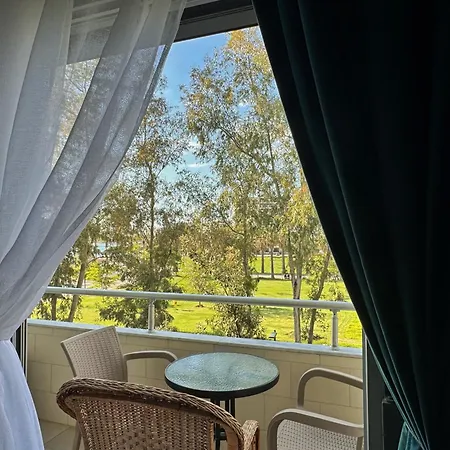 Golden Terrace Retreat *
